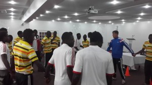 Uganda Cranes praying