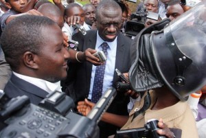 Opposition blocked by police