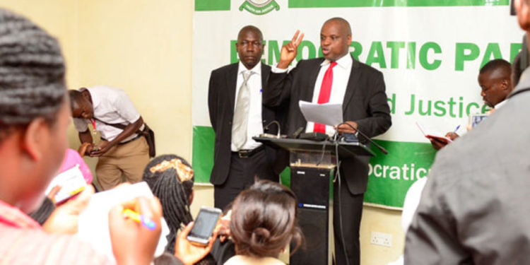 DP warns govt against misusing Ebola funds