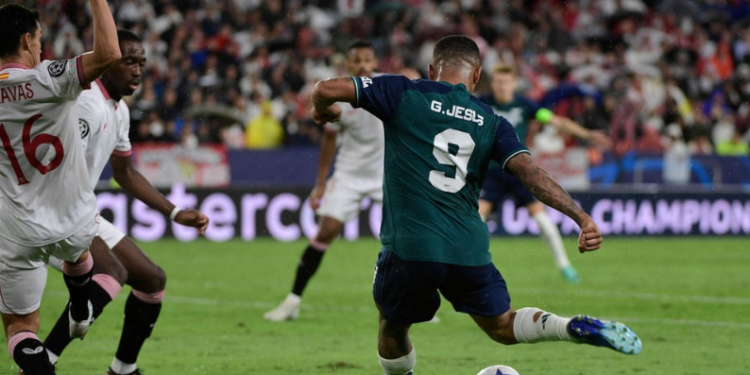 Arteta ‘worried’ after Jesus injury mars superb display