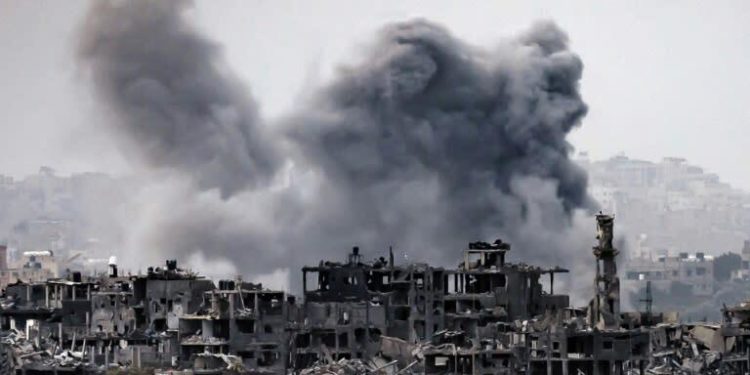 Battles around Gaza’s largest hospital leave many trapped