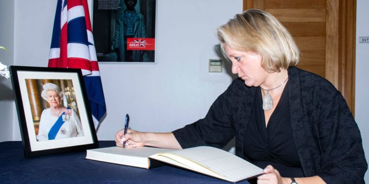 Govt asked to recognise local writers