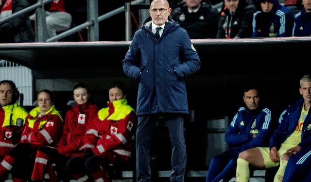 Spain coach De la Fuente extends deal to 2028